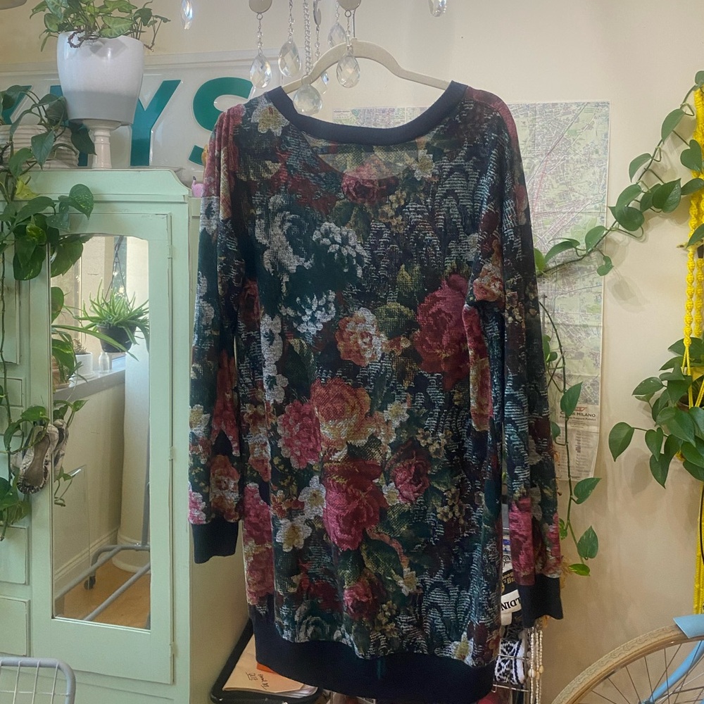 Xhilaration floral tunic top long sleeve boho sweater size large